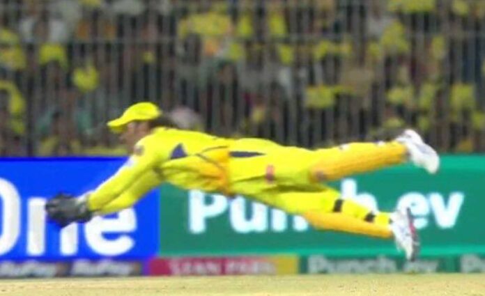 MS Dhoni's Spectacular Fielding Steals the Show in CSK vs GT IPL 2024 Clash
